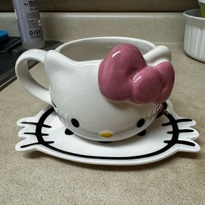 Hello kitty mug & plate bundle
